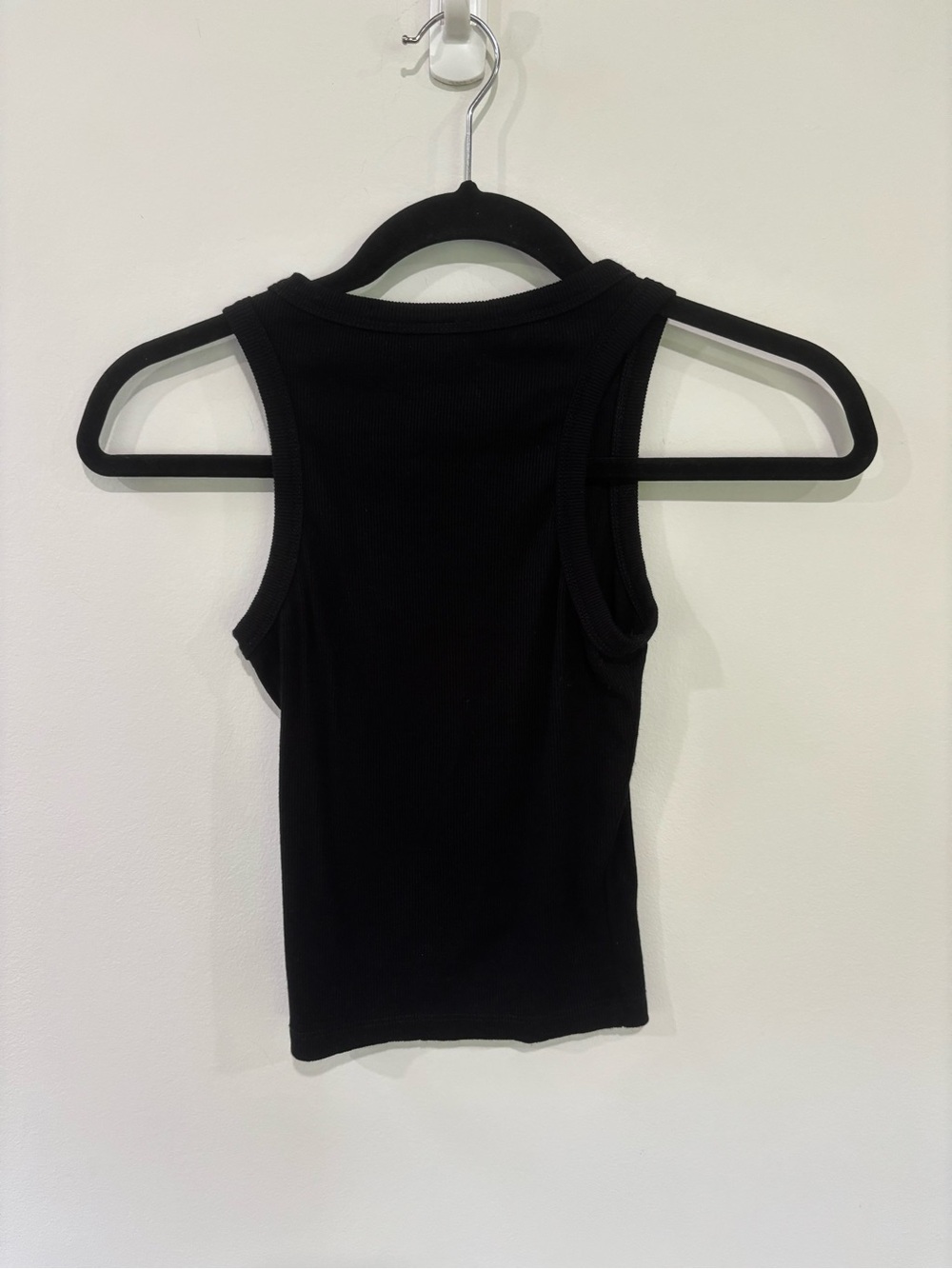 LAUD Ribbed Tank Top Black - Picture 2 of 3